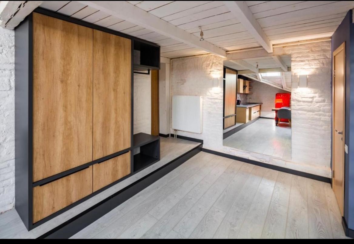 Romari Площа Ринок 29 Appartement Lviv Buitenkant foto