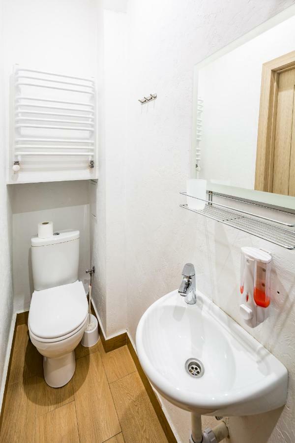 Romari Площа Ринок 29 Appartement Lviv Buitenkant foto